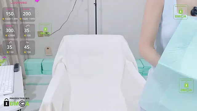 Snapshot of 05mm_yy chatting on March 13, 2026, 10:00 am 05mm yy online show from March 13, 2026, 10:00 am