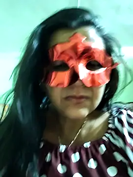 Snapshot of LOVE__RANI chatting on February 20, 2026, 11:05 pm LOVE RANI online show from February 20, 2026, 11:05 pm