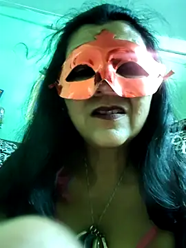 Snapshot of LOVE__RANI chatting on March 10, 2026, 1:16 pm LOVE RANI online show from March 10, 2026, 1:16 pm