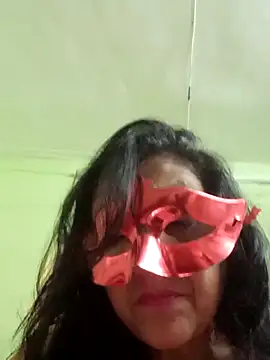 Snapshot of LOVE__RANI chatting on April 2, 2026, 7:28 am LOVE RANI online show from April 2, 2026, 7:28 am