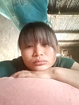Snapshot of yoyo-mi chatting on May 19, 2026, 5:14 am yoyo-mi online show from May 19, 2026, 5:14 am