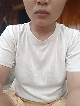 Snapshot of yoyo-mi chatting on June 22, 2026, 9:17 am yoyo-mi online show from June 22, 2026, 9:17 am