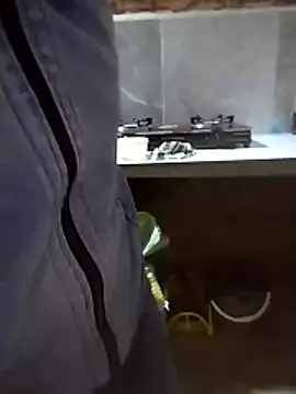 -Hazel-123 online show from November 28, 2025, 2:36 am