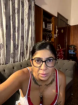 Snapshot of solmorochia chatting on December 16, 2025, 12:59 am solmorochia online show from December 16, 2025, 12:59 am