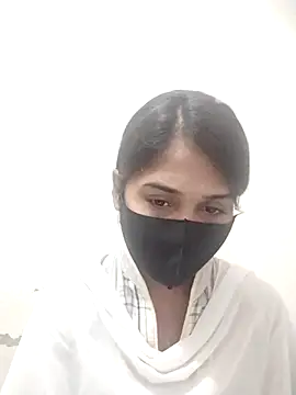 Green LaDY66 online show from November 19, 2025, 2:50 pm