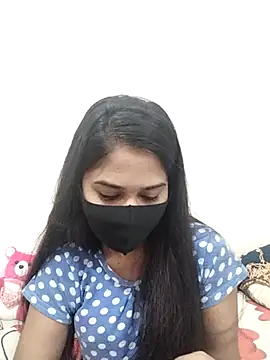 Green LaDY66 online show from November 20, 2025, 6:40 pm