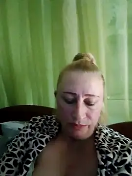 Esenia505 online show from November 1, 2025, 12:51 pm