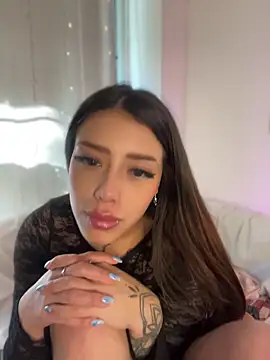 AshleyWinslow online show from May 3, 2026, 2:12 pm