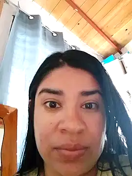 AlayaMore online show from October 31, 2025, 2:18 pm