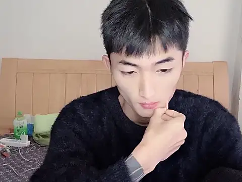 N228 online show from October 31, 2025, 7:42 am