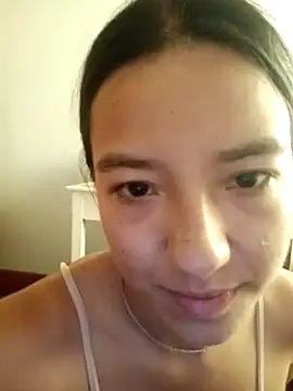 Snapshot of Skay_bluee chatting on November 27, 2025, 6:21 pm Skay bluee online show from November 27, 2025, 6:21 pm