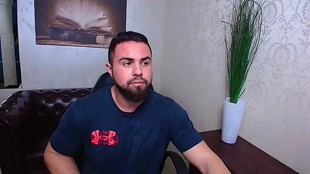 HayesWood online show from February 4, 2026, 5:46 am