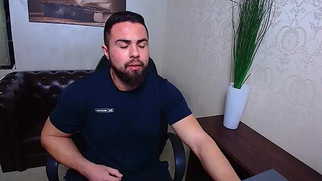 HayesWood online show from February 5, 2026, 5:45 am