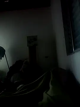 Lucaslgusto01835 online show from April 12, 2026, 9:36 am