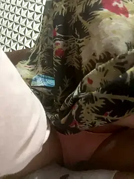 Heena Sharma982 online show from January 10, 2026, 6:37 am