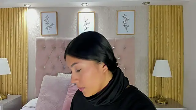 Snapshot of KamyGlam chatting on July 11, 2026, 8:00 pm KamyGlam online show from July 11, 2026, 8:00 pm