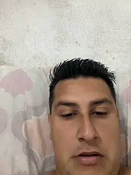 quebuenapppajaa22 online show from November 14, 2025, 10:47 am