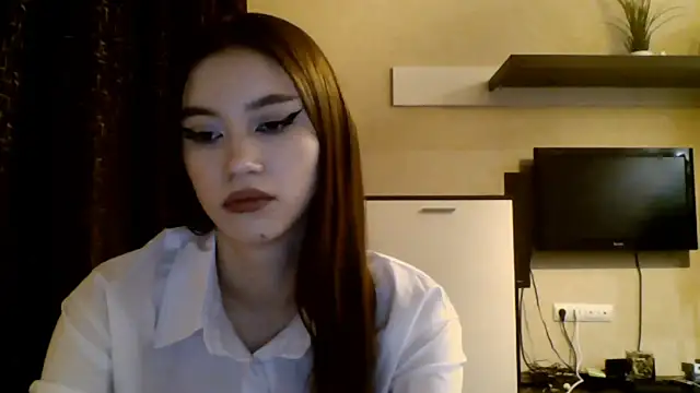 PrincessSuki online show from November 13, 2025, 5:34 pm