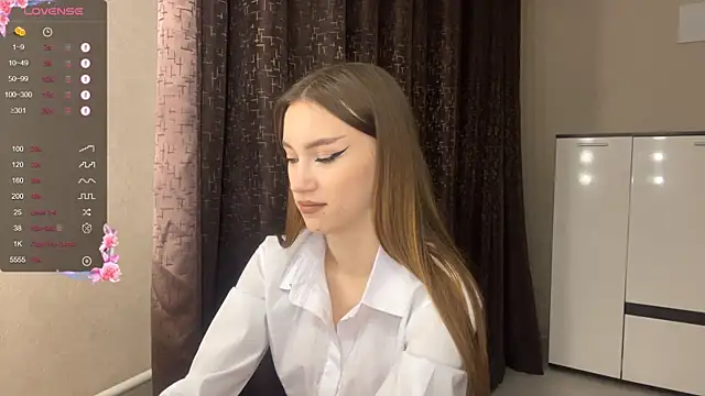 PrincessSuki online show from December 5, 2025, 8:16 pm