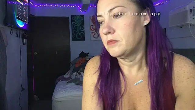 kristallic online show from December 21, 2025, 12:01 pm