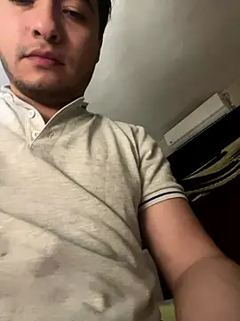 PetterPablo12 online show from January 13, 2026, 11:54 pm