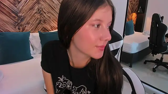 valery clap online show from October 29, 2025, 3:03 pm