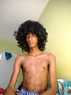 skinniyGabriel online show from November 27, 2025, 12:29 pm