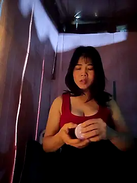 Nahata-suki online show from December 3, 2025, 7:27 am