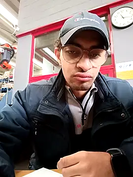 KaTorino online show from October 31, 2025, 9:43 am