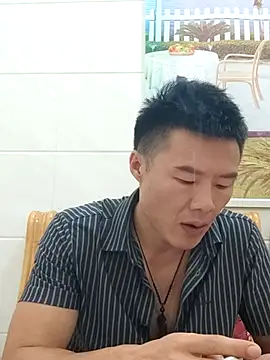 tian7788 online show from November 7, 2025, 1:22 pm