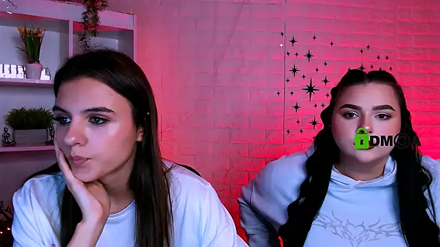 Snapshot of fairy_viola chatting on November 4, 2025, 12:26 pm fairy viola online show from November 4, 2025, 12:26 pm