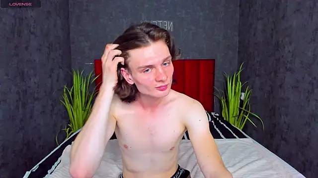 Snapshot of NelsonGodman chatting on November 6, 2025, 2:40 pm NelsonGodman online show from November 6, 2025, 2:40 pm