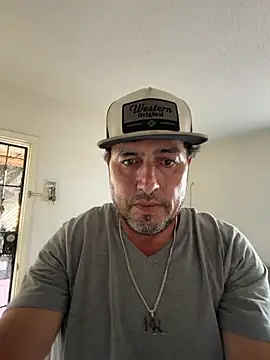 ezrah23 online show from July 14, 2026, 11:43 pm