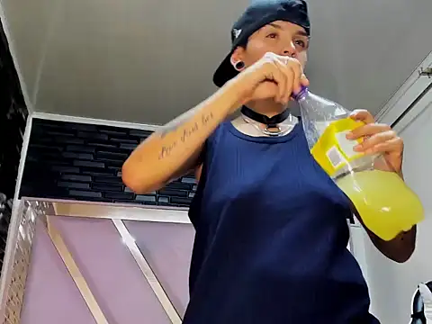 SubGirlRs online show from October 30, 2025, 5:20 am