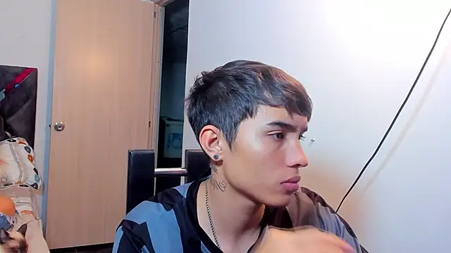 MollyandFher online show from November 8, 2025, 2:01 am