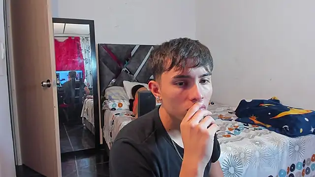 MollyandFher online show from November 22, 2025, 3:27 am