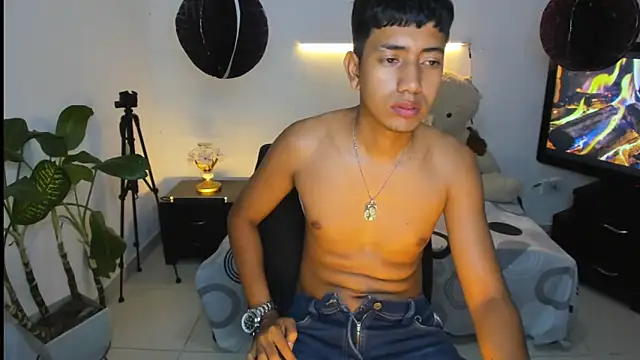 darwinandbrayann online show from March 12, 2026, 11:11 pm