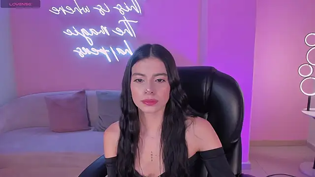 BellaConnorX online show from June 18, 2026, 5:19 am