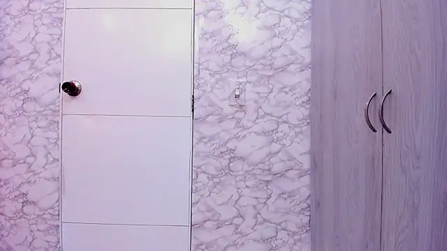 DIRTY MIIA  online show from February 9, 2026, 12:42 pm