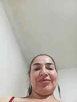 MaryRoze  online show from July 5, 2026, 1:01 am