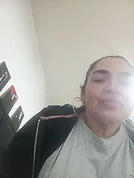 MaryRoze  online show from August 6, 2026, 12:34 am