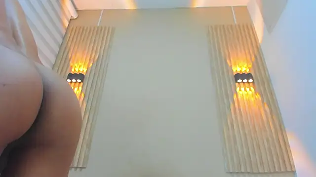 JULII RICO1 online show from January 17, 2026, 12:32 pm