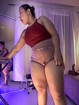 Natural BIGASS Nina online show from December 15, 2025, 7:18 pm