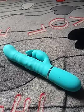 Snapshot of Lupisloli chatting on October 29, 2025, 9:38 pm Lupisloli online show from October 29, 2025, 9:38 pm