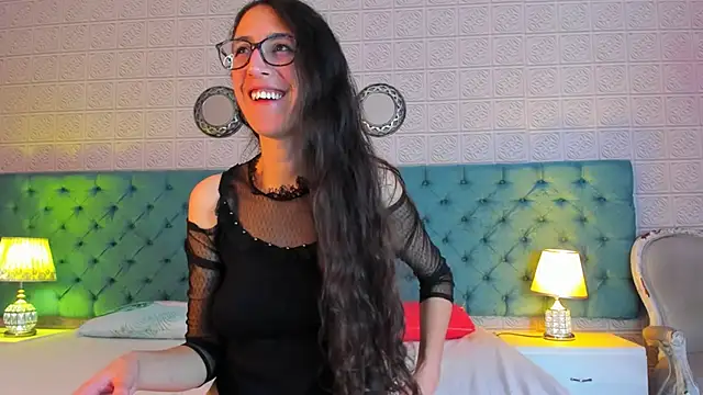 Snapshot of GirafMusic chatting on March 12, 2026, 1:50 pm GirafMusic online show from March 12, 2026, 1:50 pm