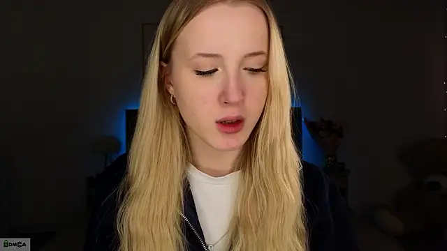 Snapshot of adele_armass chatting on February 22, 2026, 9:57 pm adele armass online show from February 22, 2026, 9:57 pm