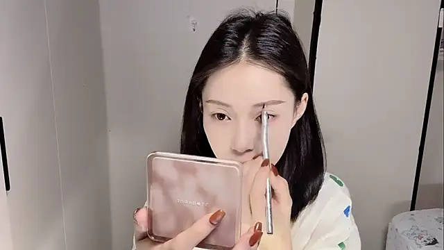 yuyu-33 online show from November 25, 2025, 1:27 am