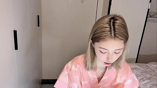 yuyu-33 online show from March 8, 2026, 5:33 am