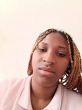 EvonyFoxxx online show from June 21, 2026, 4:42 pm
