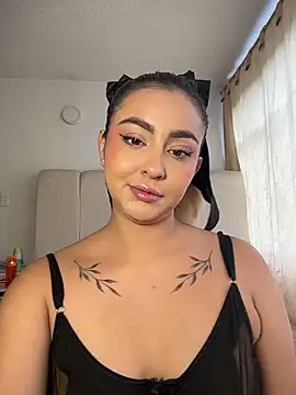 Elina Hills online show from February 19, 2026, 6:37 pm